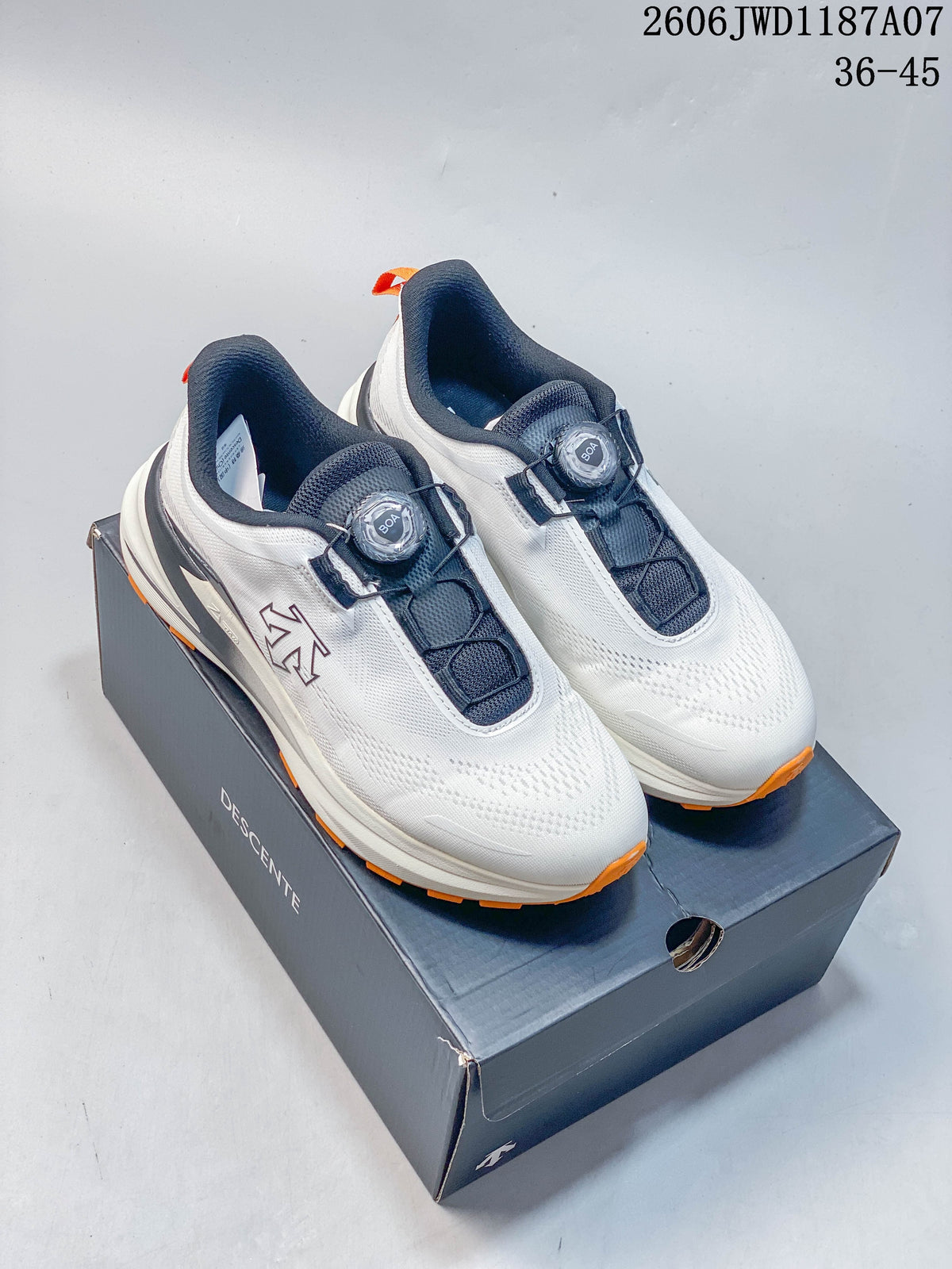 White DESCENTE LAVITATE TRAIL WIRE 3.0 shoes with navy and orange accents, shown from above on a box