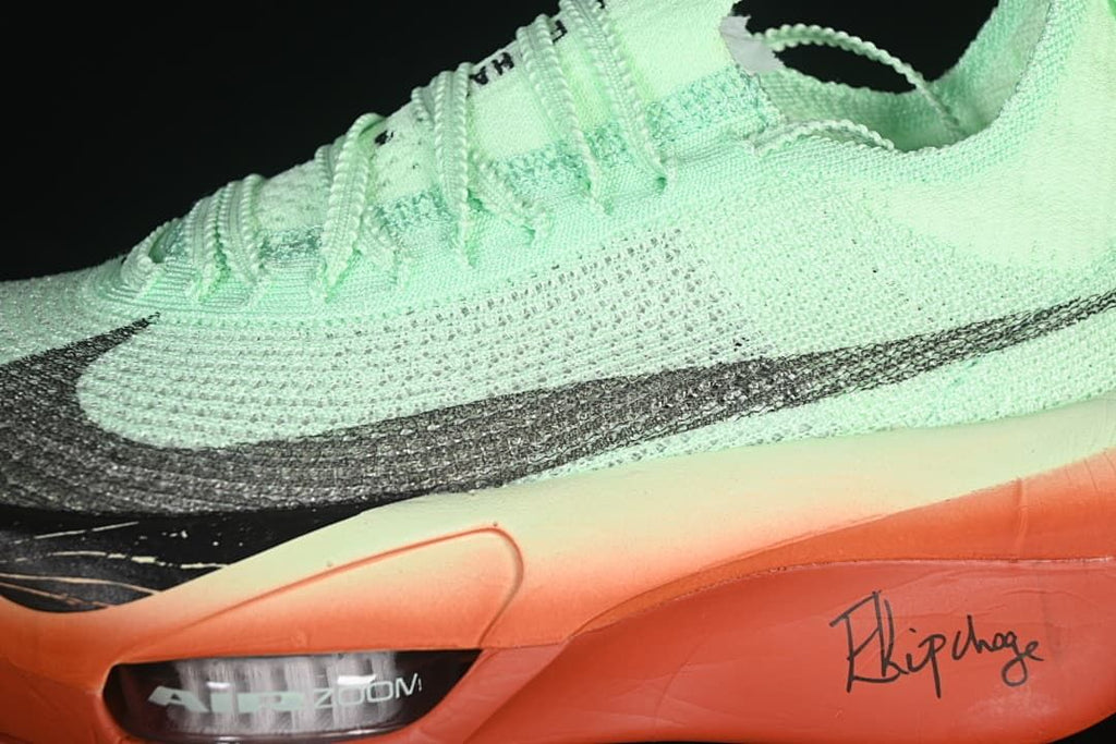 Close-up of the side Swoosh and visible Air Zoom window