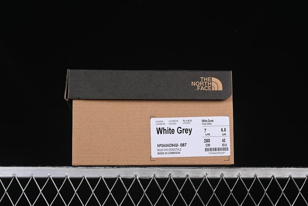 Shoe box label showing White Grey, model code NF0A8AD94QI-087, and EU 40