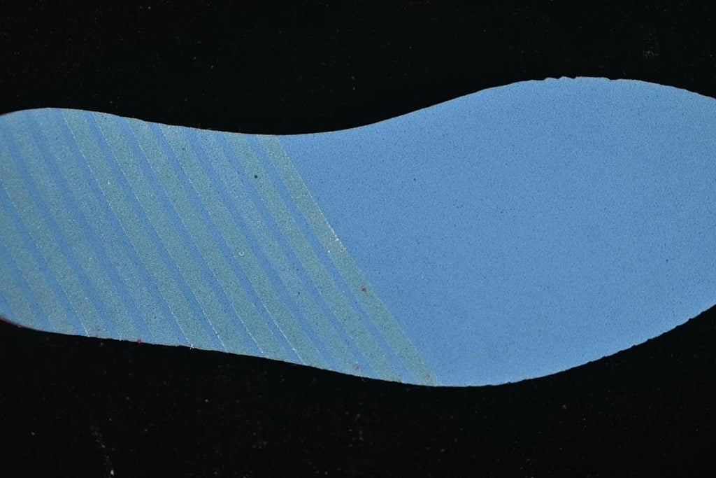 Blue-toned view of the sneaker insole