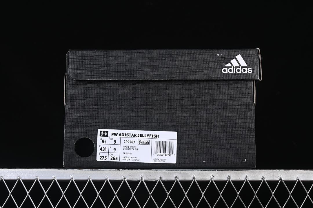 Shoebox label identifying the Adistar Jellyfish model, style code JP9267, and sample size