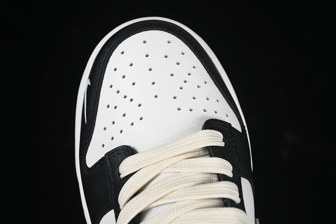 Top view of the perforated toe box and laces