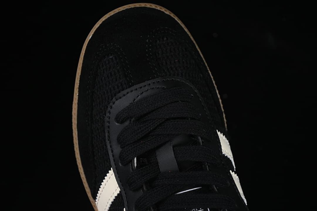 Top view of the black toe and lace-up front