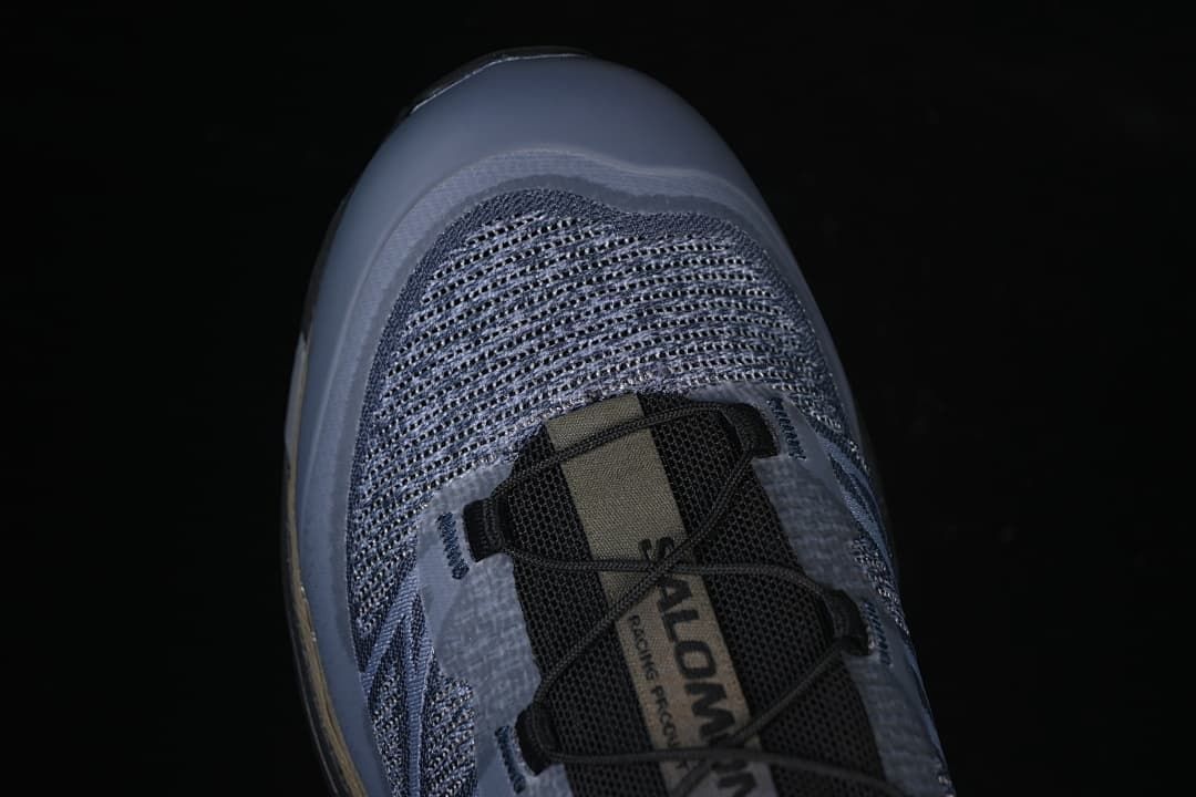 Top view highlighting the mesh toe and quick-lace system