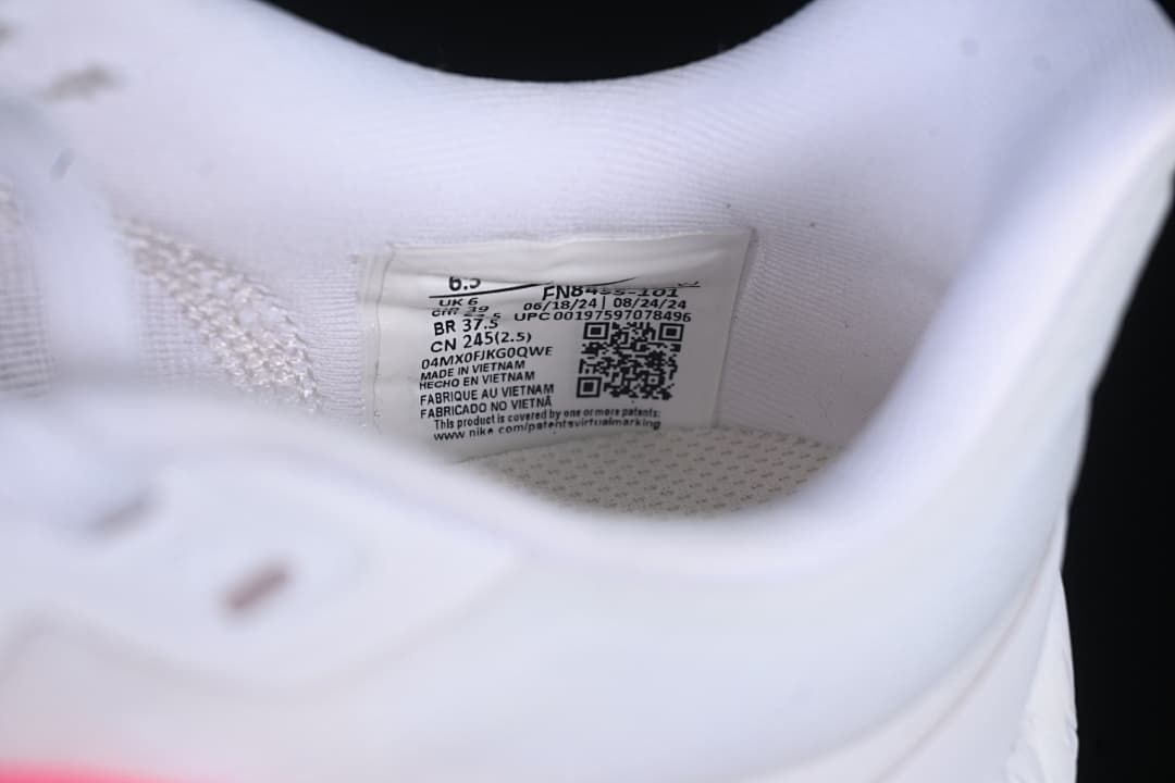 Interior size label showing sample shoe size and style code