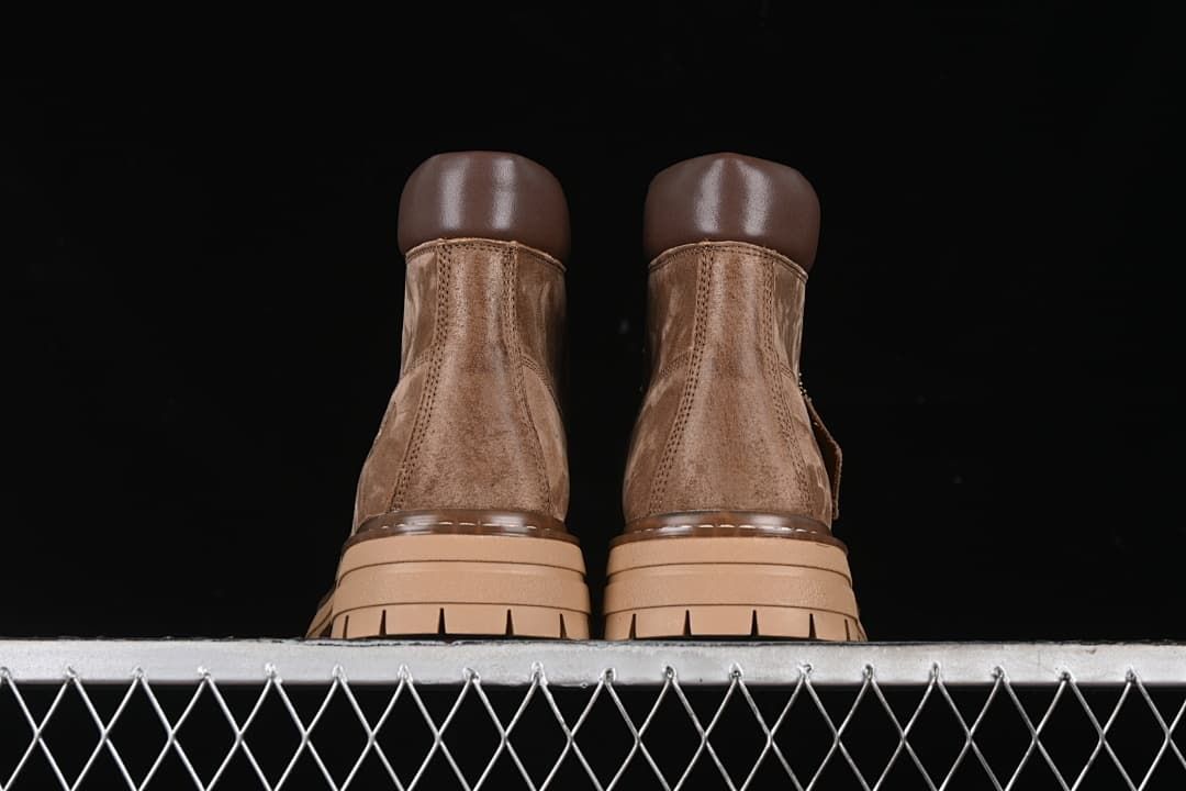 Rear view of the pair of boots