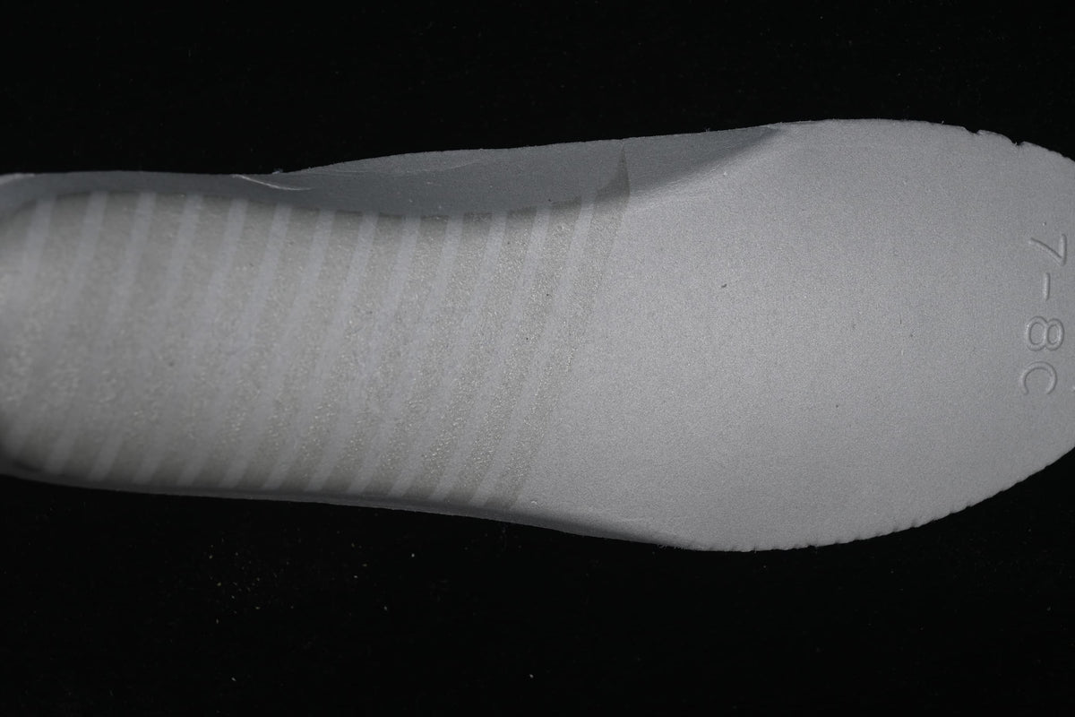 Close-up of the light-colored insole surface