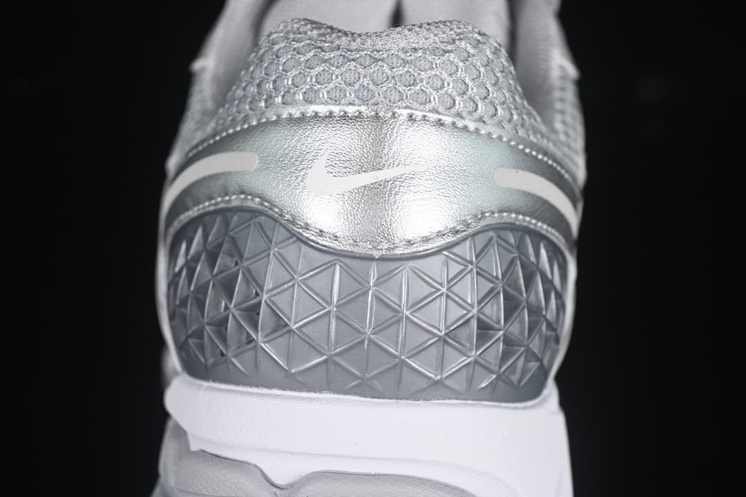 Close-up of the geometric heel panel