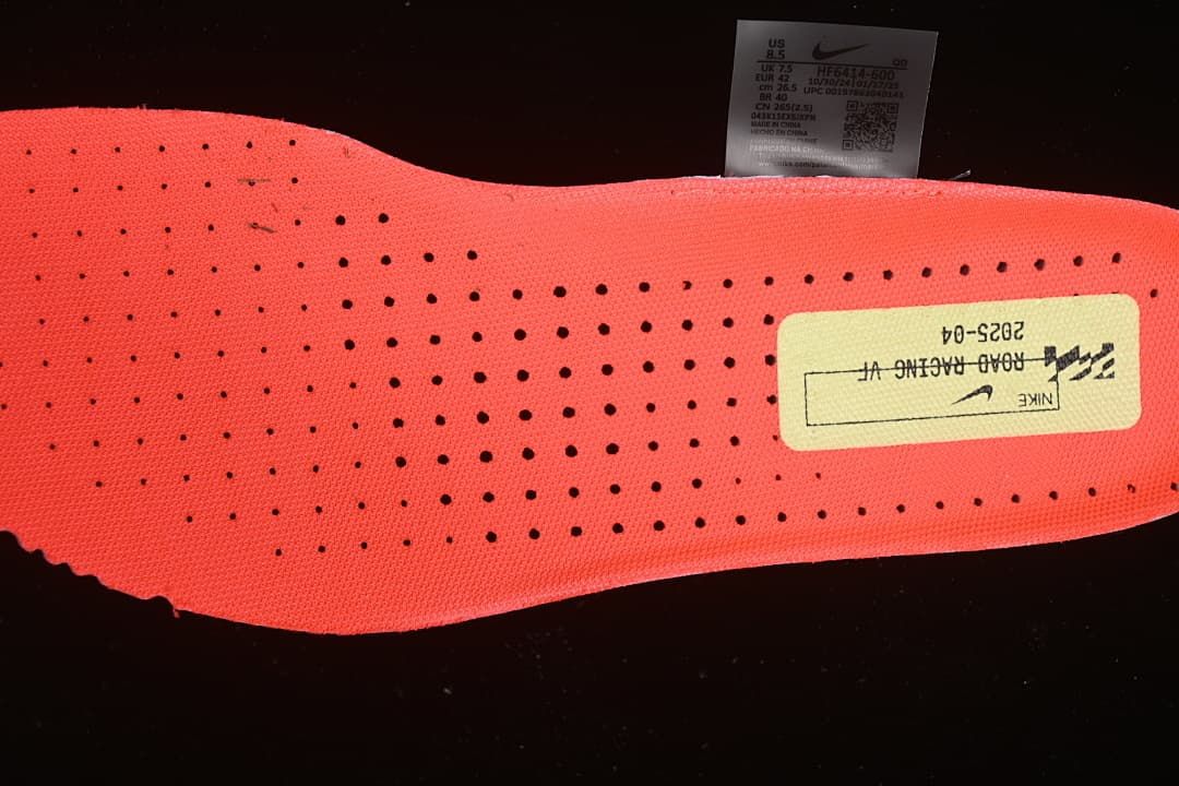 Close-up of the shoe interior label showing style code HF6414-600 and a sample size of EU 42.