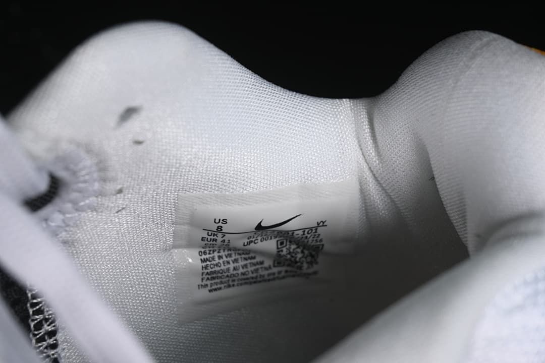 Close-up of the shoe size label showing US 8, UK 7, EUR 41 and CM 26