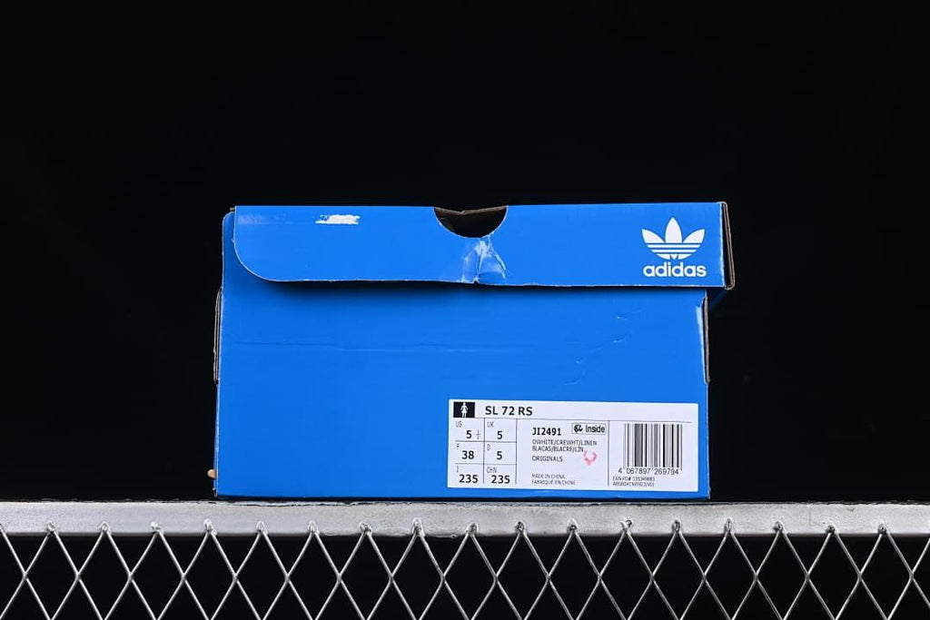 Blue shoe box with SL 72 RS and JI2491 label; label shows EU 38
