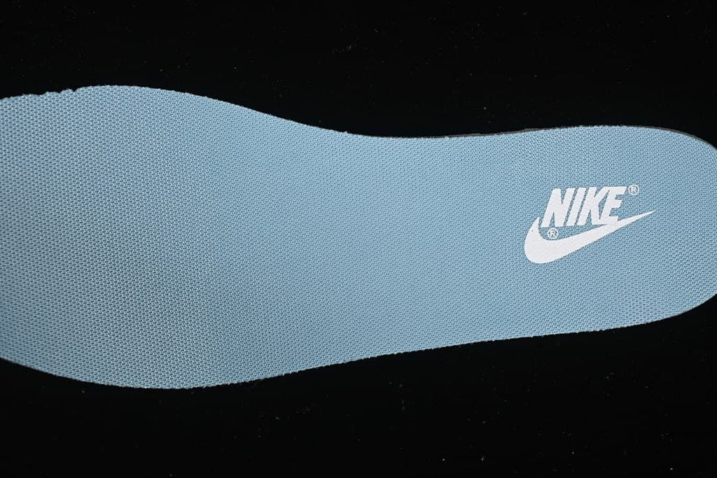 Light blue insole with Nike branding
