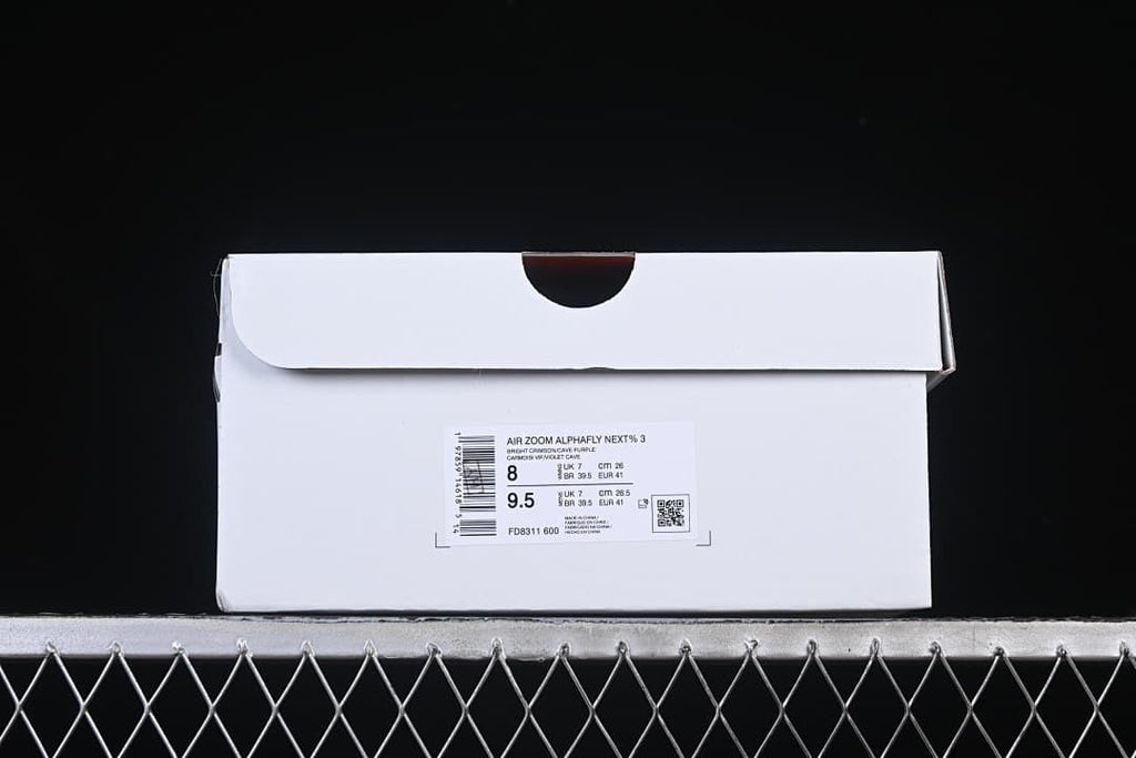 Shoebox label identifying the Nike Air Zoom Alphafly Next% 3 and showing sample sizing.