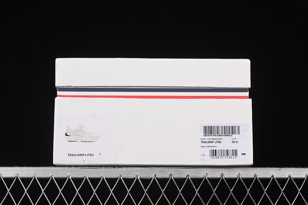 Trailgrip Lite2 shoe box with a size label showing TG 41
