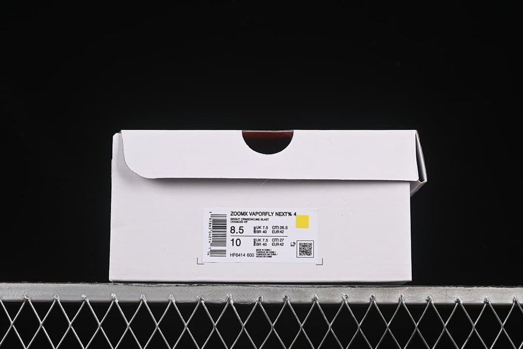 Shoebox label identifying the ZoomX Vaporfly NEXT% 4, style code HF6414-600 and sample size EU 42.