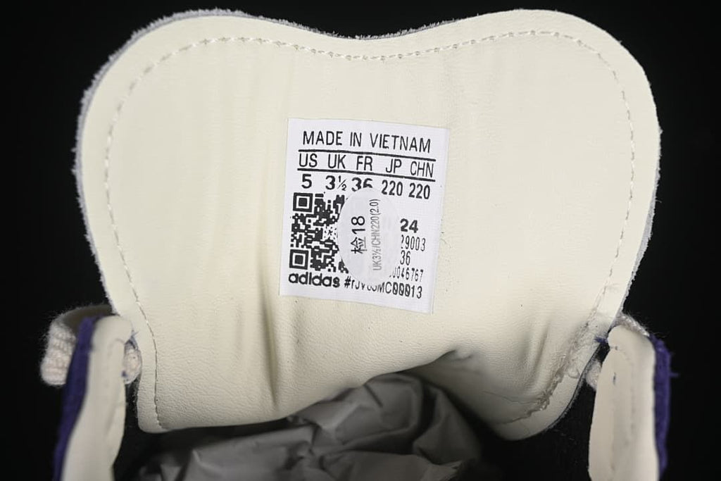 Close-up of the tongue size label showing EU 36