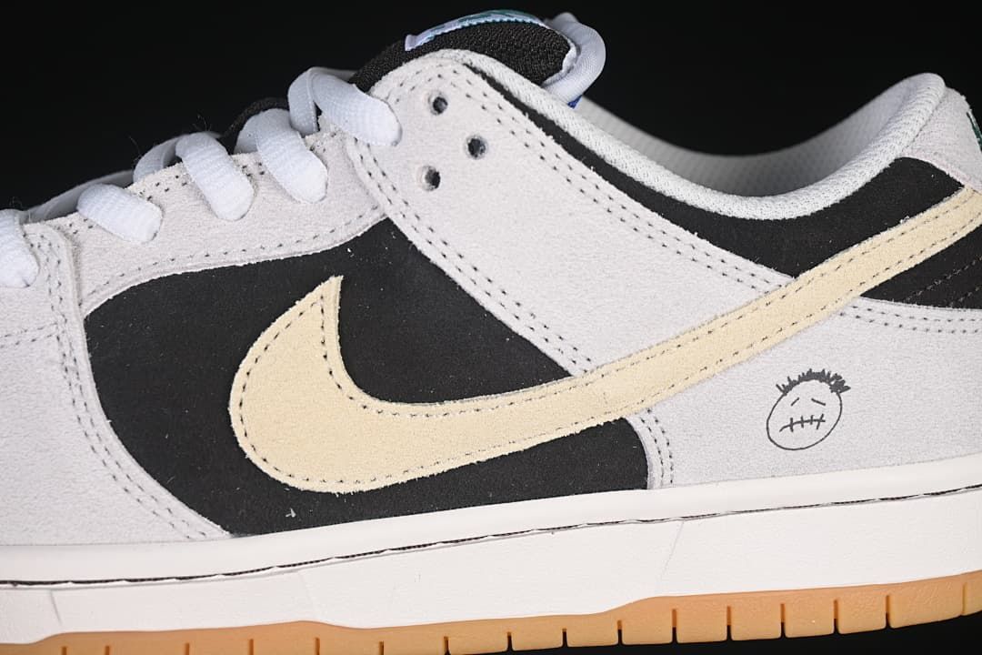 Close-up of the side Swoosh and contrasting upper panels.