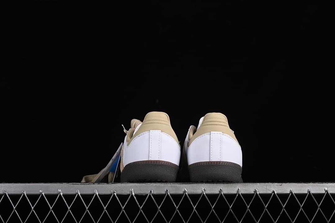 Rear view of the pair showing beige heel tabs and dark outsoles