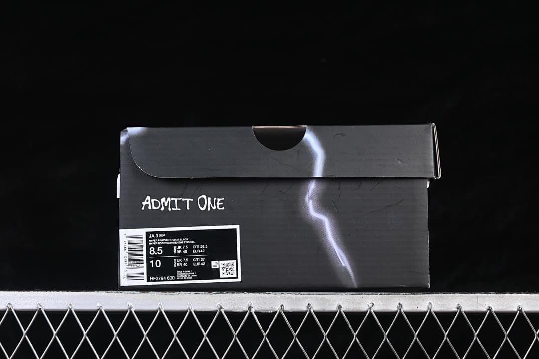 Shoebox label showing JA 3 EP, style code HF2794-600, and sample size information