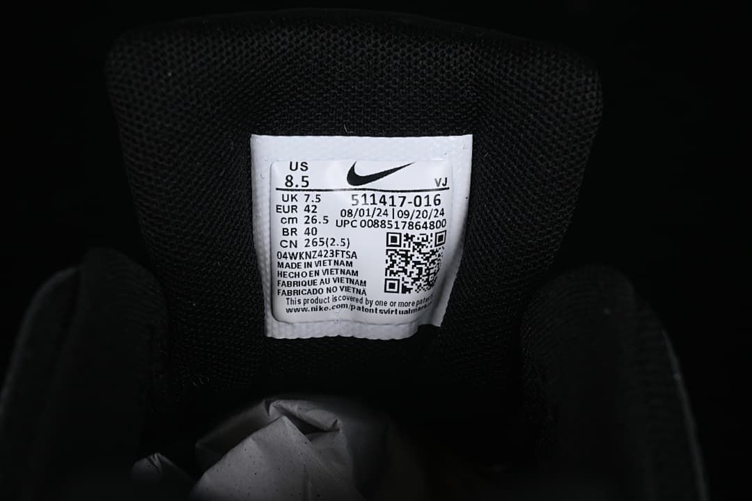 Interior shoe label showing style code 511417-016 and sample size EU 42