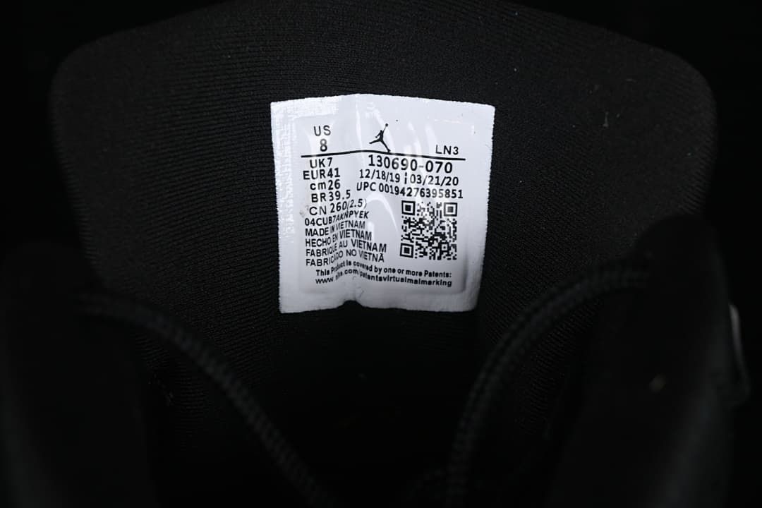 Close-up of the shoe size label showing US 8 and EU 41