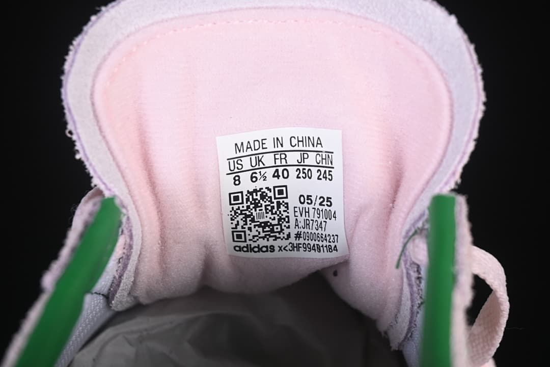 Tongue size label showing US 8, UK 6.5, EU 40 and JP 250