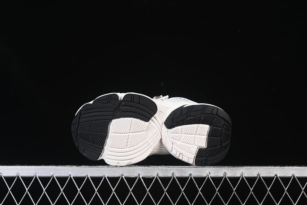 Undersides showing black and white tread sections