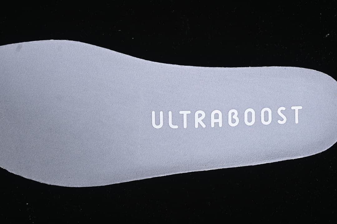 Insole marked Ultraboost