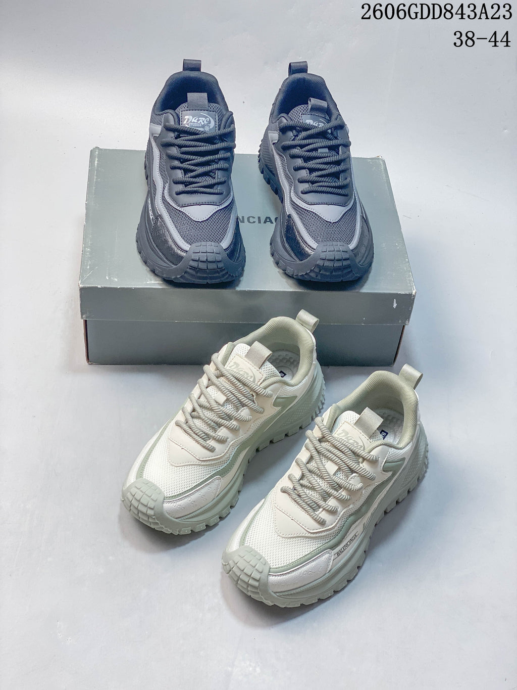 Gray and white chunky sneaker pairs shown together; image text shows code 2606GDD843A23 and sizes 38–44.