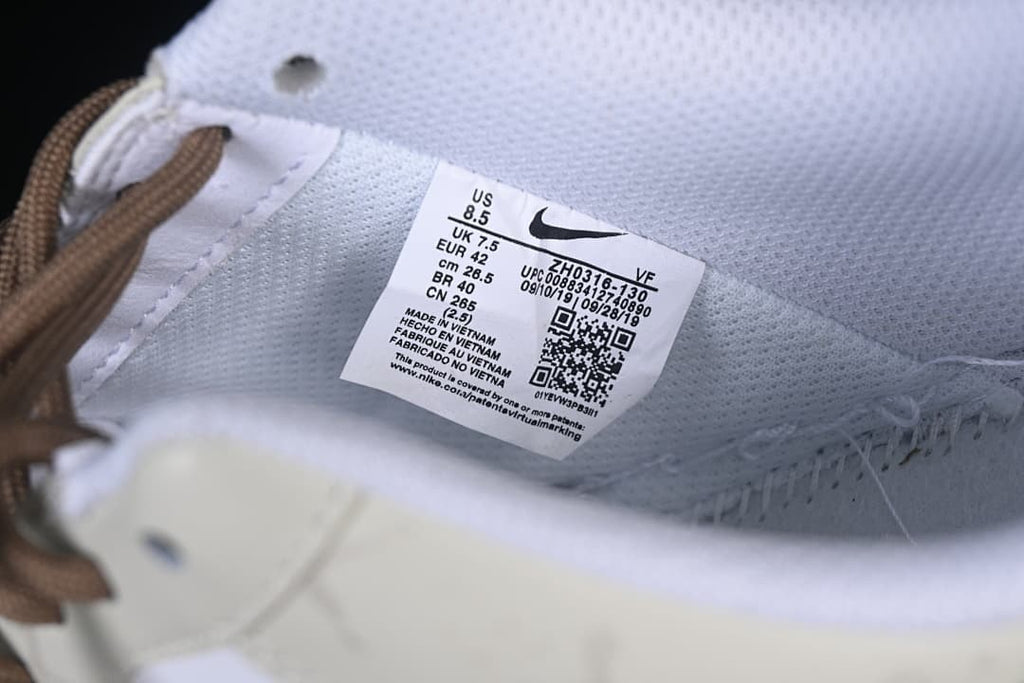 Interior product label showing a photographed size of EU 42
