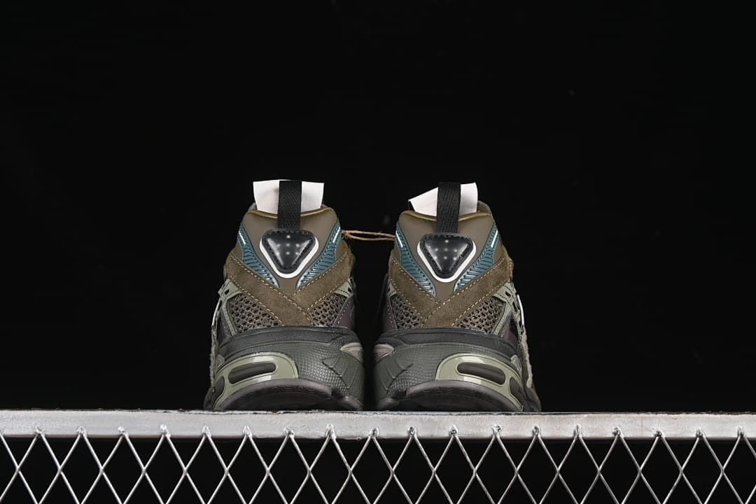 Rear view of the pair showing the heel panels and sculpted soles.
