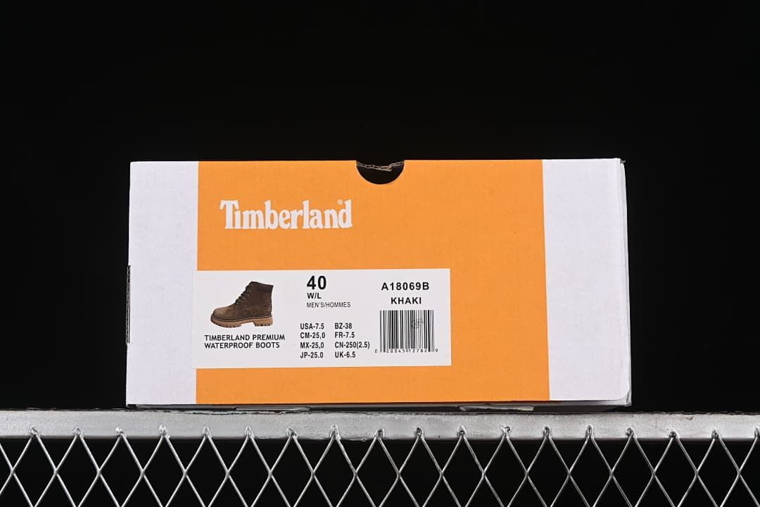Timberland box label showing model A18069B, khaki color, and EU size 40
