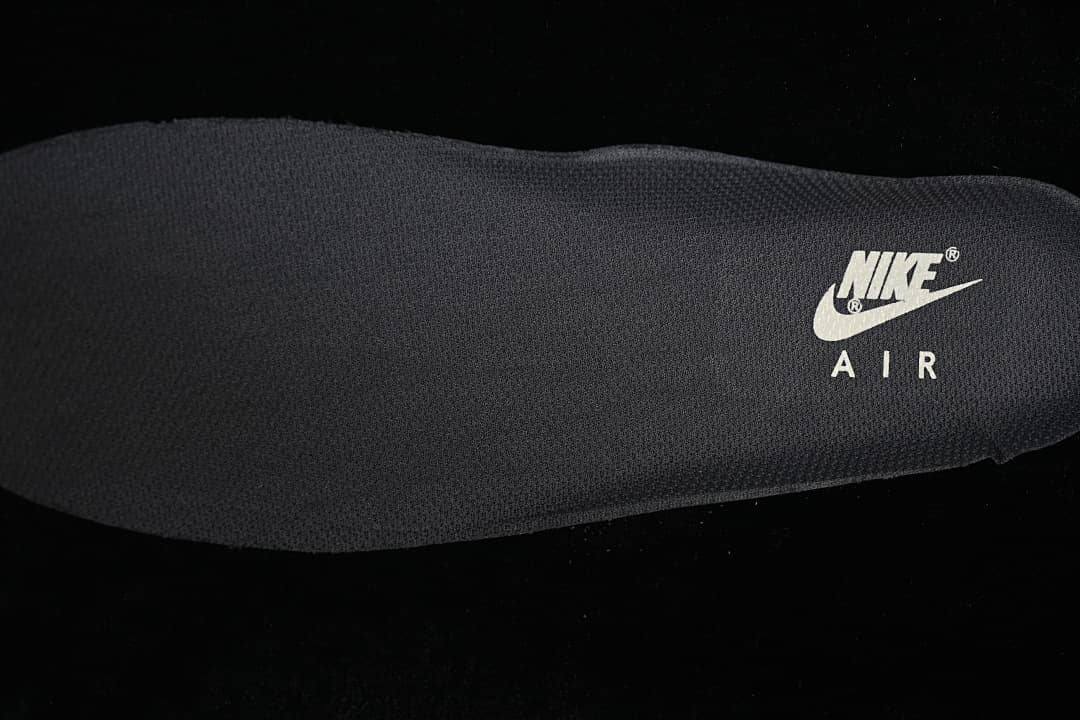 Close-up of the dark insole with Nike Air branding