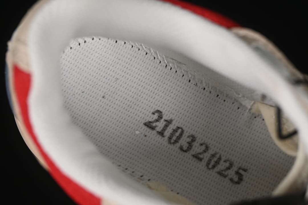 Close-up inside the shoe showing the printed size 270/32.5