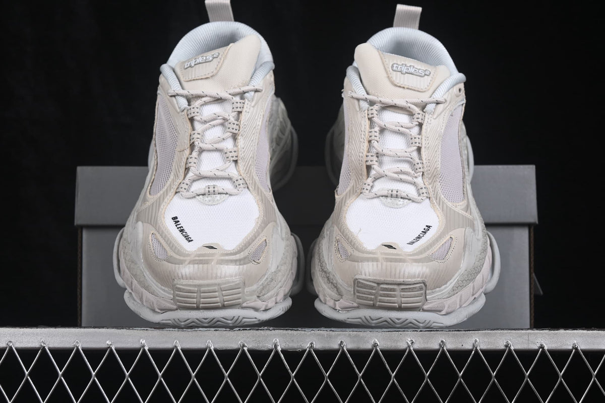 Front view of the pair showing the rounded toes, lace-up fronts and Triple S 2 tongue branding.