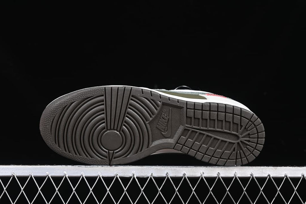 Underside view showing the dark rubber outsole tread.