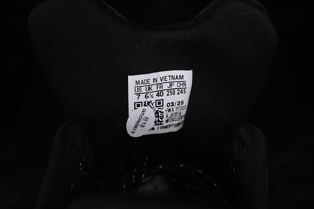 Tongue size label showing sample sizing and model JR1058