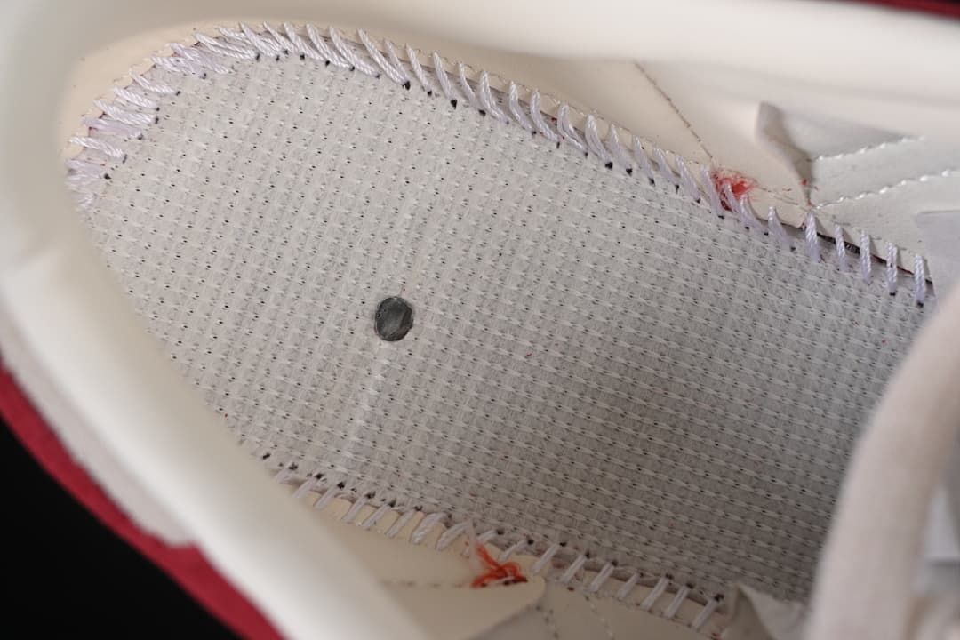 Close-up of the shoe’s interior construction