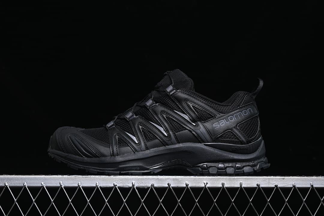 Side view of a black Salomon XA Pro 3D trail running shoe