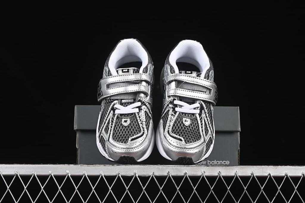 Front view of the pair displayed on a shoe box