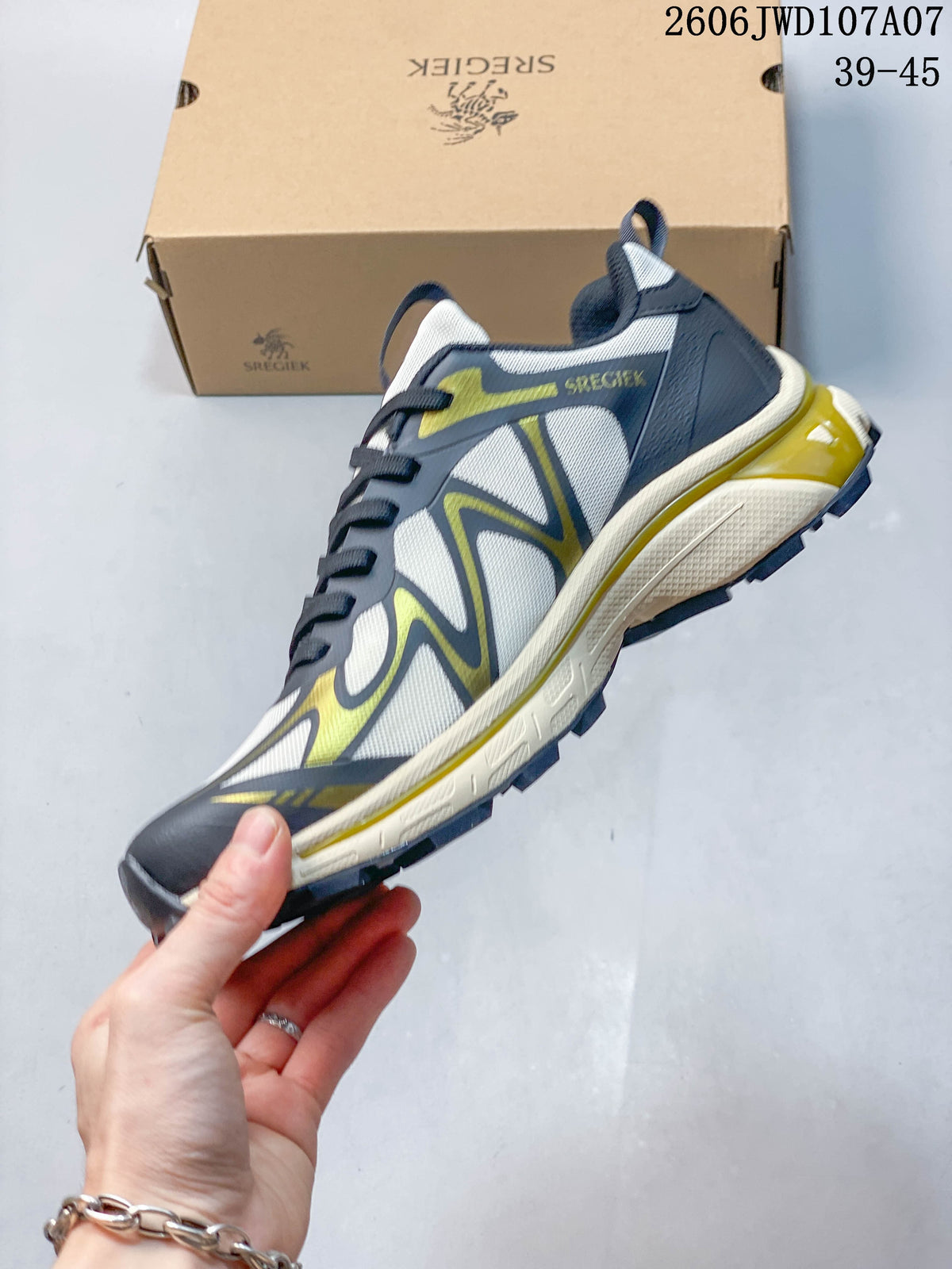 Side view of the gray and olive low-top hiking shoe with its rugged outsole and heel cushioning detail; image overlay shows size range 39–45.