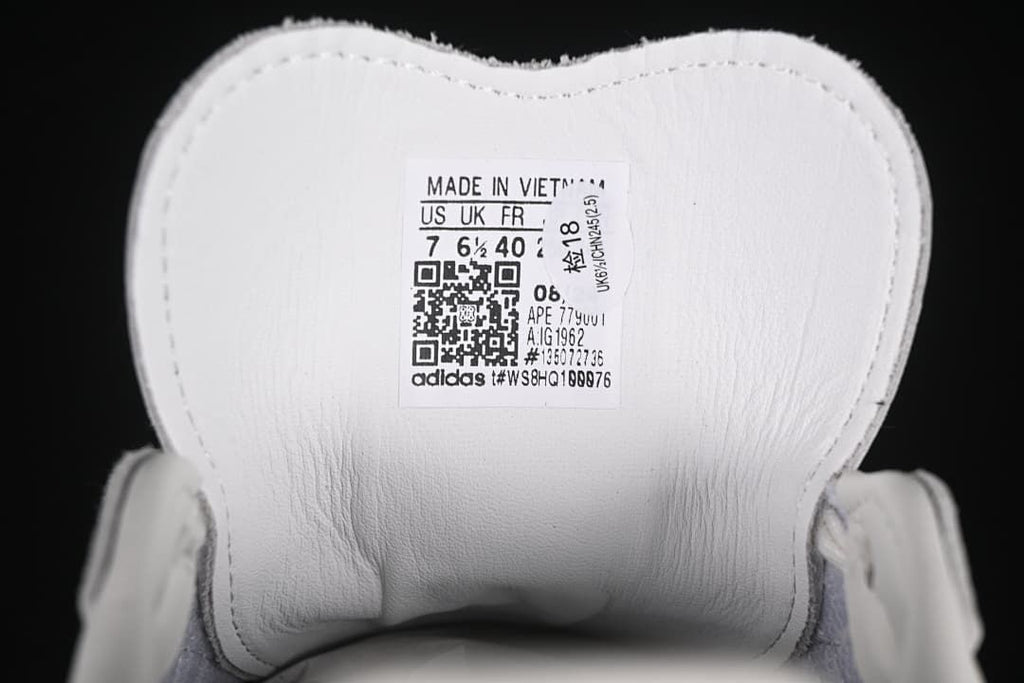 Tongue size label showing US 7, UK 6½, and EU 40