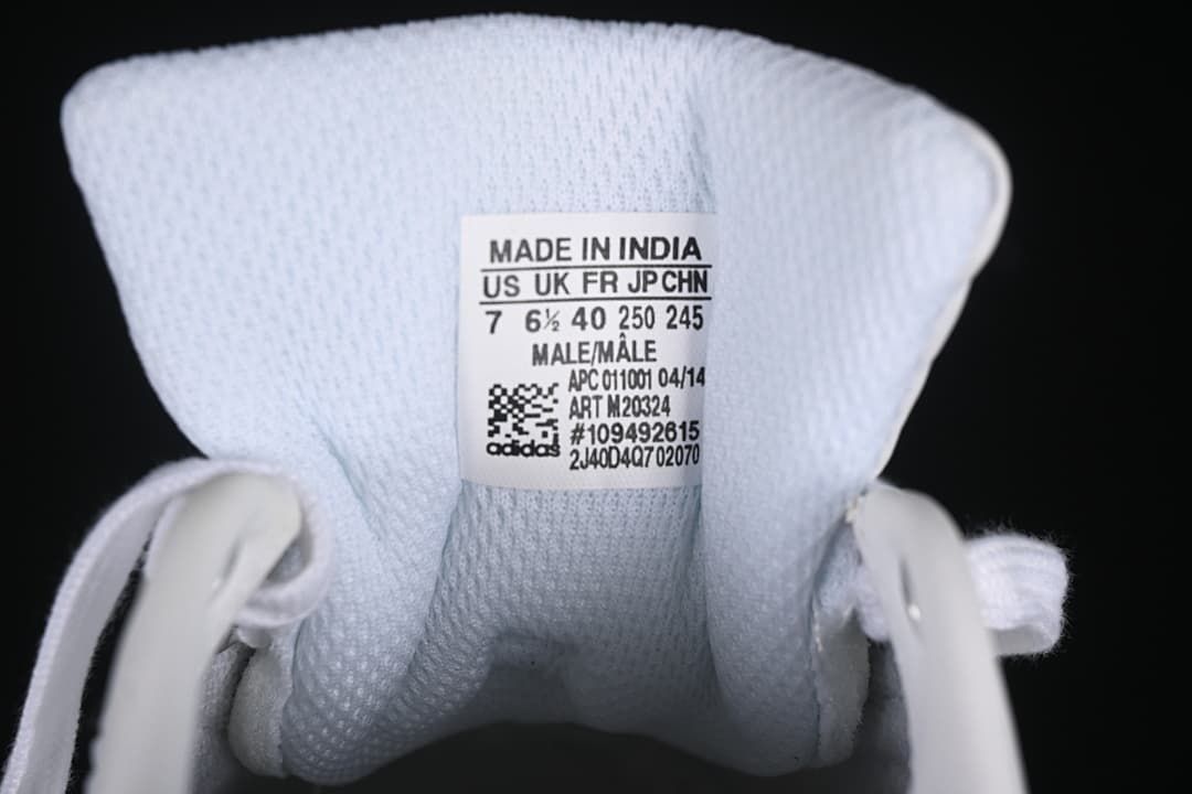 Tongue size label showing FR 40 and model M20324