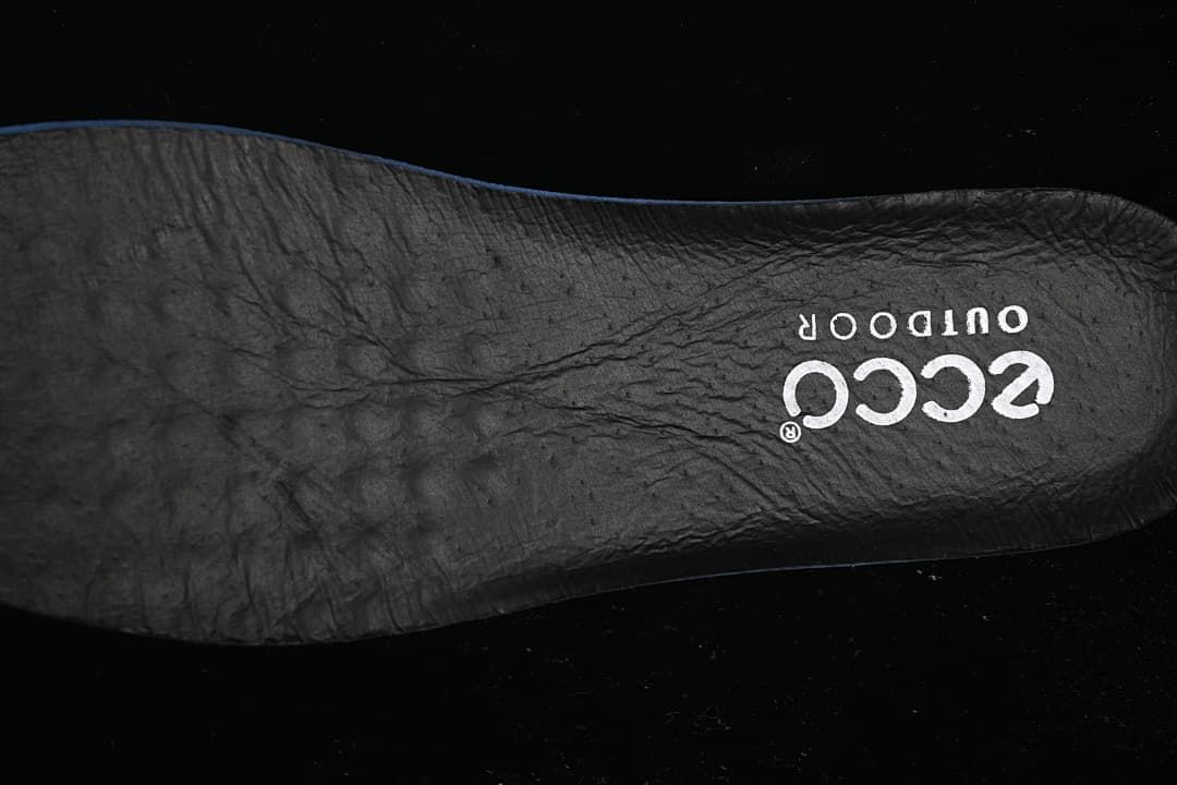 Close-up of the insole with ECCO Outdoor branding