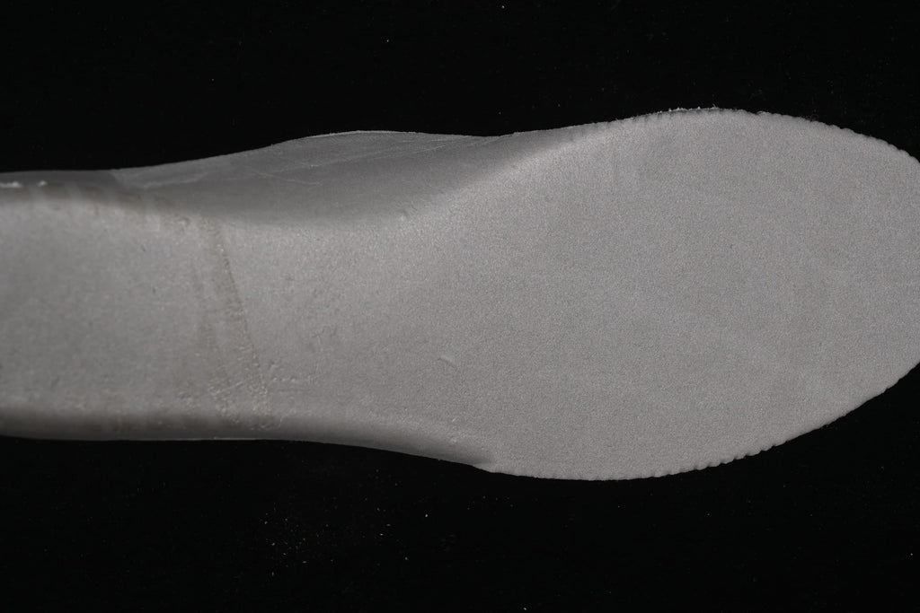 Close-up of the plain reverse side of the insole