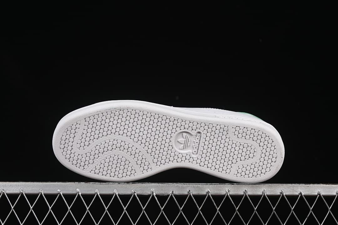 Underside showing the patterned rubber outsole