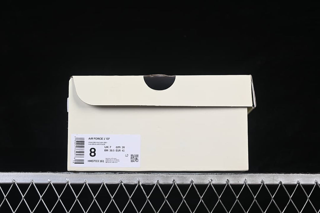 Shoebox label showing Air Force 1 '07, style code HM3703-161, and sample size markings.