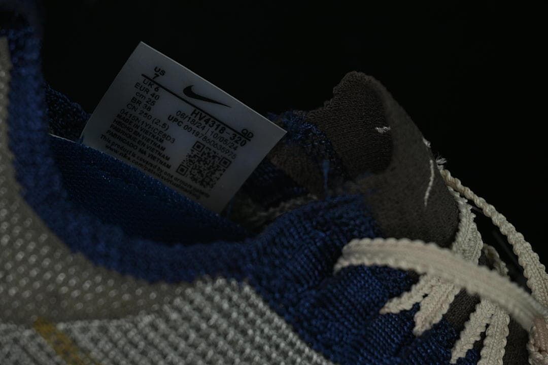 Close-up of the shoe size and product label