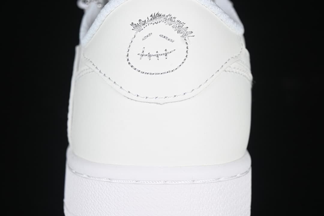 Close-up of the heel panel and printed graphic.