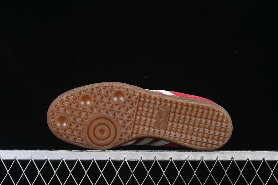 Underside view of the gum-colored outsole tread